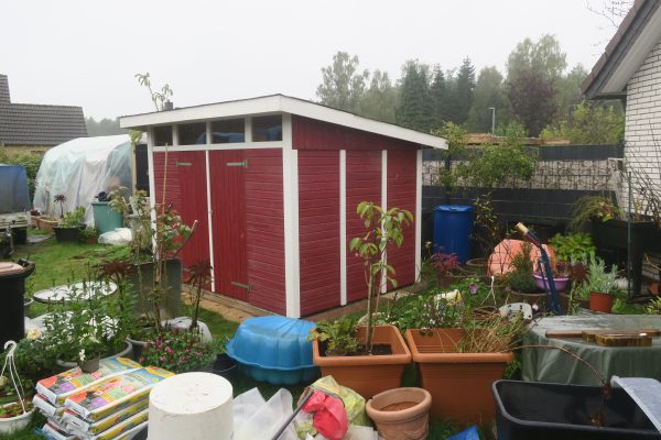Joda Gerätehaus Vestervik 30/23 Rot RAL 3011 / Weiß RAL 9016 VE = 000