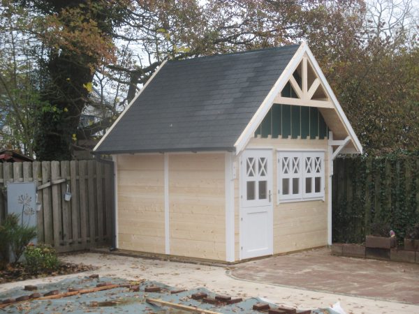 Schwedenhaus mit Klöntür, 2flg Fenster mit Fußboden, 390x390 cm, naturbelassen VE = 000 – Bild 2