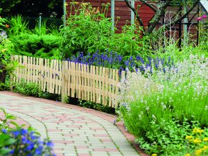 Steckbeetgrenze, Haselnuss naturbelassen 120 x 35 cm VE = 060
