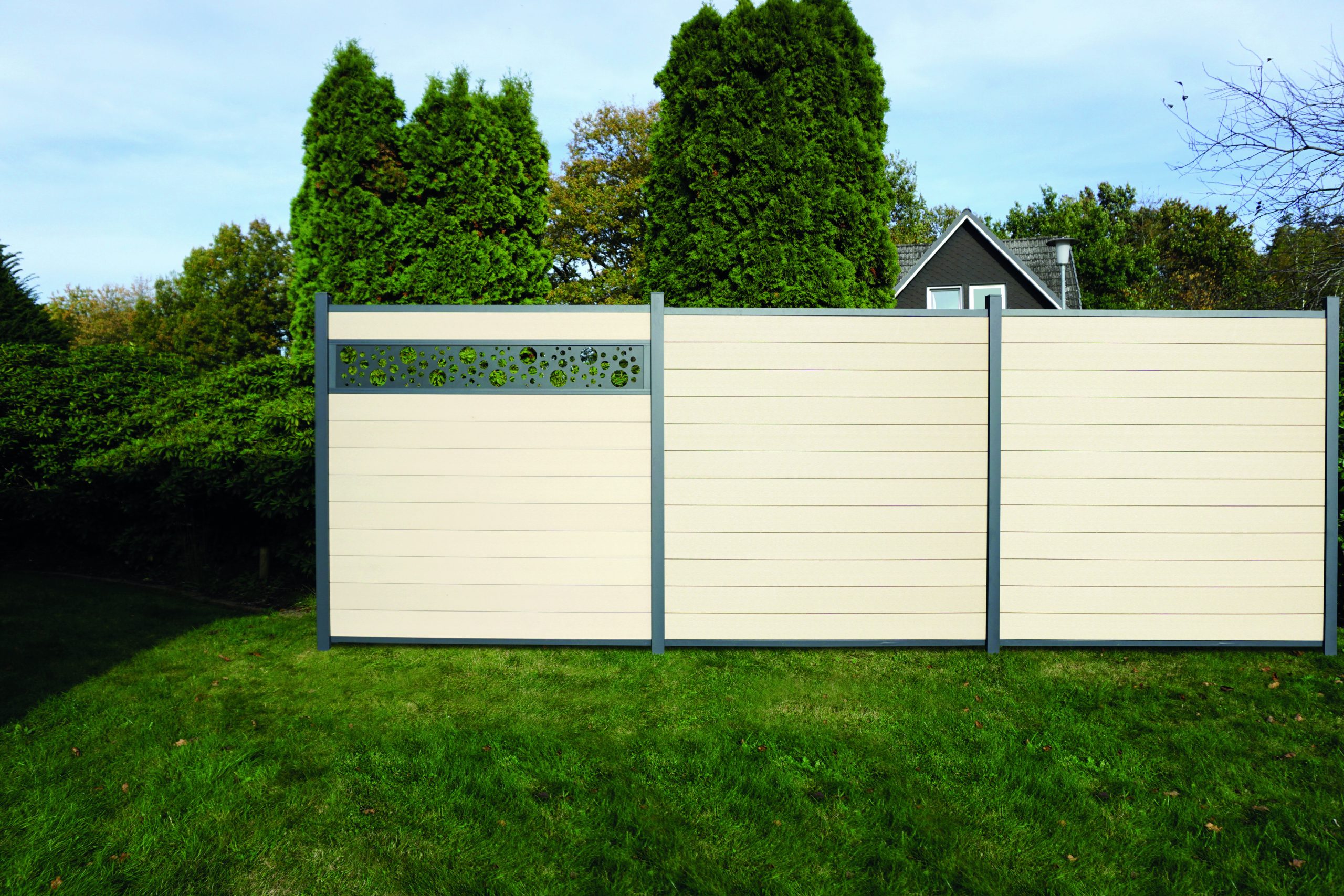 Kingston cWPC Systemzaun Beige One (12 St./147 mm), inkl. Alu-Leisten VE = 000, 178 x 183 cm (B x H) – Bild 2