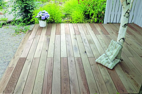23x140 mm Eiche glatt/glatt 1,80 m, Standard-Sortierung (A/B/C) VE = 210, FSC-zertifiziert (FSC 100%)