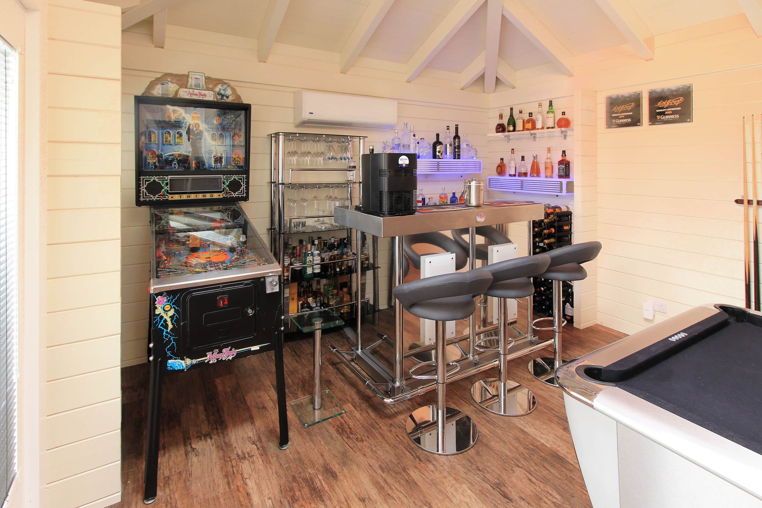 Kingston /400x900cm – Bild 5