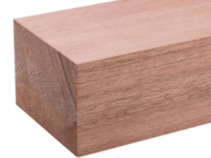 Red Meranti-Laminate SA 450 + – Rohdichte: >450 kg/m³ – Geprüfte Dauerhaftigkeit 1-2 – Geprüfte Wärmeleitfähigkeit : 0