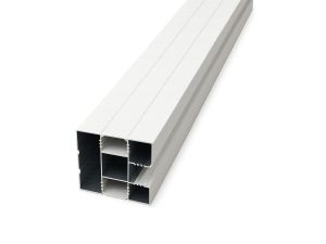 Aluminium-Steckzaunpfostenweiß, 68 x 68 x 2400 mminkl. Abstandhalter, Schienen + Kappen