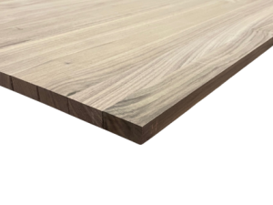 ami.Nussbaum Massivholzpl – durchgehende Lamellen – A/B Qualität – D3 verleimt FSC 100% (SCS-COC-000106)