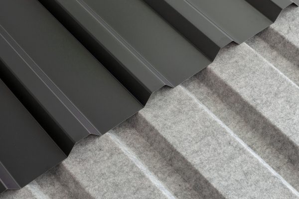 Aufpreis für das Antikondensvlies bei Trapezblech-Dachplatten, Maße: 320 x 555 cm
